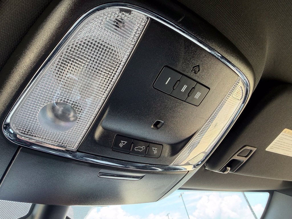 Used 2020 Jeep Grand Cherokee Altitude RWD image 18