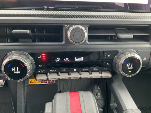 Used 2025 Toyota Tacoma TRD Pro w/ Tow Tech Package image 20