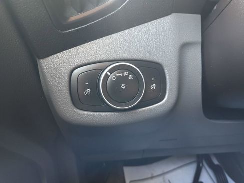 Used 2020 Ford Transit Connect XL image 23