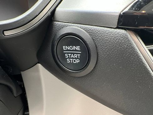Used 2024 Ford Escape Active AWD/4WD image 30