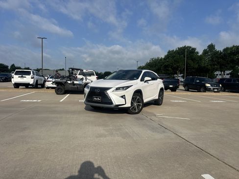 Used 2019 Lexus RX 350 FWD w/ Luxury Package image 1