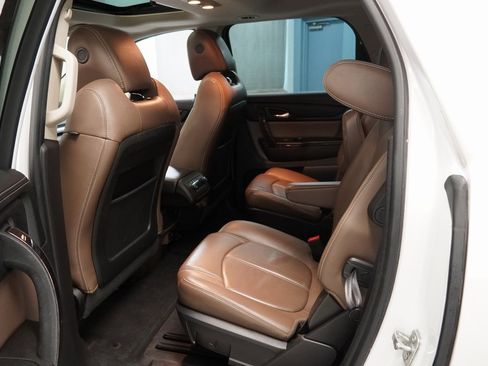 Used 2017 GMC Acadia Limited SLT image 21