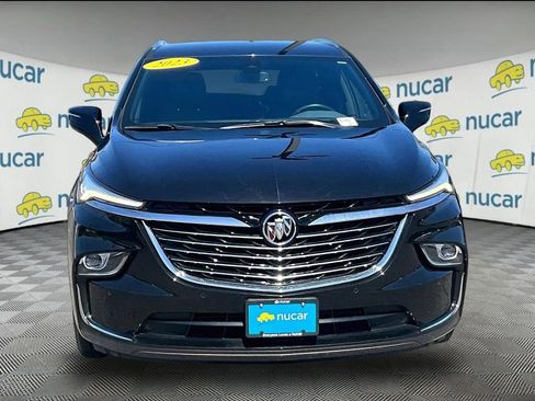 Used 2023 Buick Enclave Essence AWD/4WD image 2