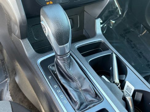Used 2019 Ford Escape SE AWD/4WD image 25
