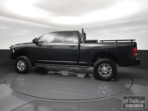 Used 2017 RAM 2500 Tradesman w/ Popular Equipment Group AWD/4WD image 3