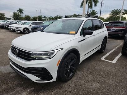 Certified 2023 Volkswagen Tiguan SE R-Line