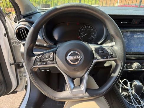 Used 2023 Nissan Kicks SV FWD image 20