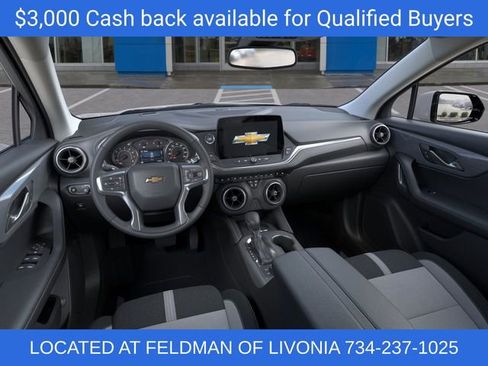 New 2025 Chevrolet Blazer LT w/ Convenience Package image 16