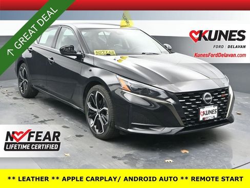 Used 2024 Nissan Altima 2.5 SR FWD image 1