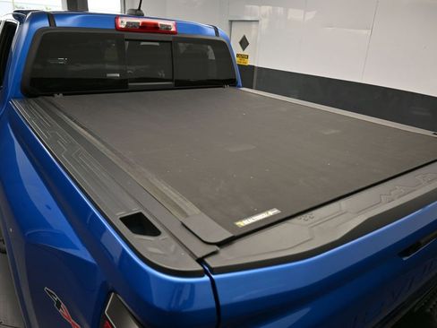 Used 2023 Chevrolet Colorado LT w/ LT Convenience Package II AWD/4WD image 45