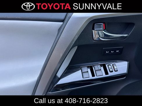 Used 2017 Toyota RAV4 Limited AWD/4WD image 15