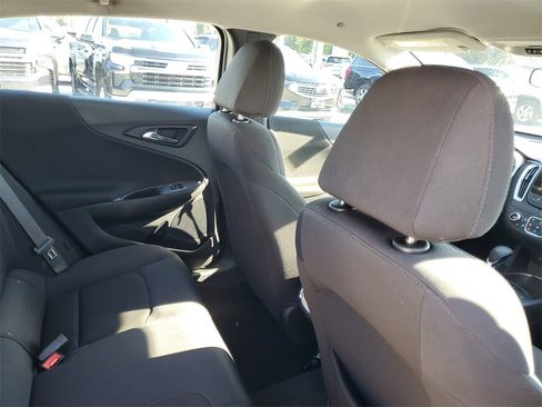 Used 2024 Chevrolet Malibu LT image 30