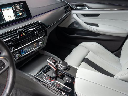 Used 2019 BMW M5 w/ Executive Package AWD/4WD image 16