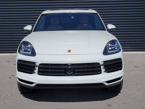Certified 2023 Porsche Cayenne AWD/4WD image 10