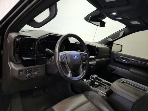 Used 2022 Chevrolet Silverado 1500 ZR2 AWD/4WD image 17