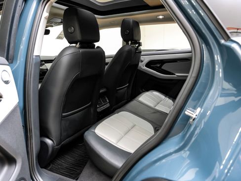 Used 2024 Land Rover Range Rover Evoque Dynamic SE image 41