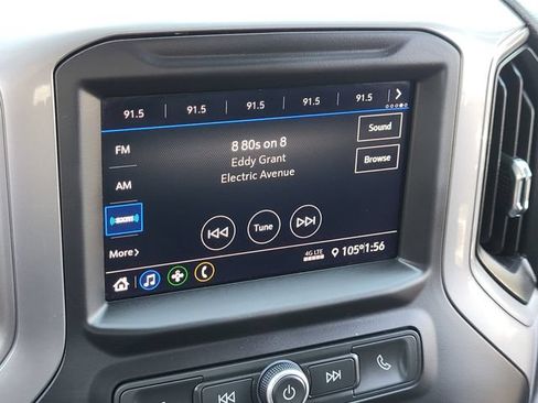Used 2020 Chevrolet Silverado 1500 Custom w/ Custom Value Package RWD image 13