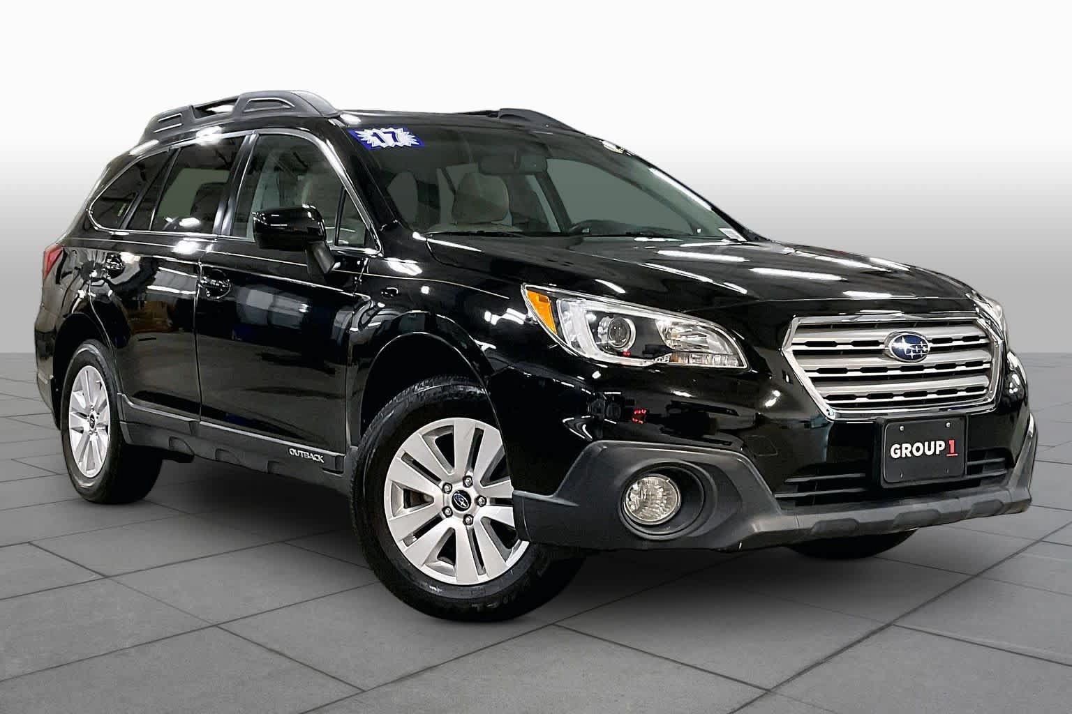 Used 2017 Subaru Outback 2.5i Premium AWD/4WD image 3