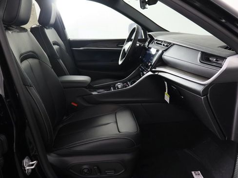 New 2026 Jeep Grand Cherokee Limited AWD/4WD image 19
