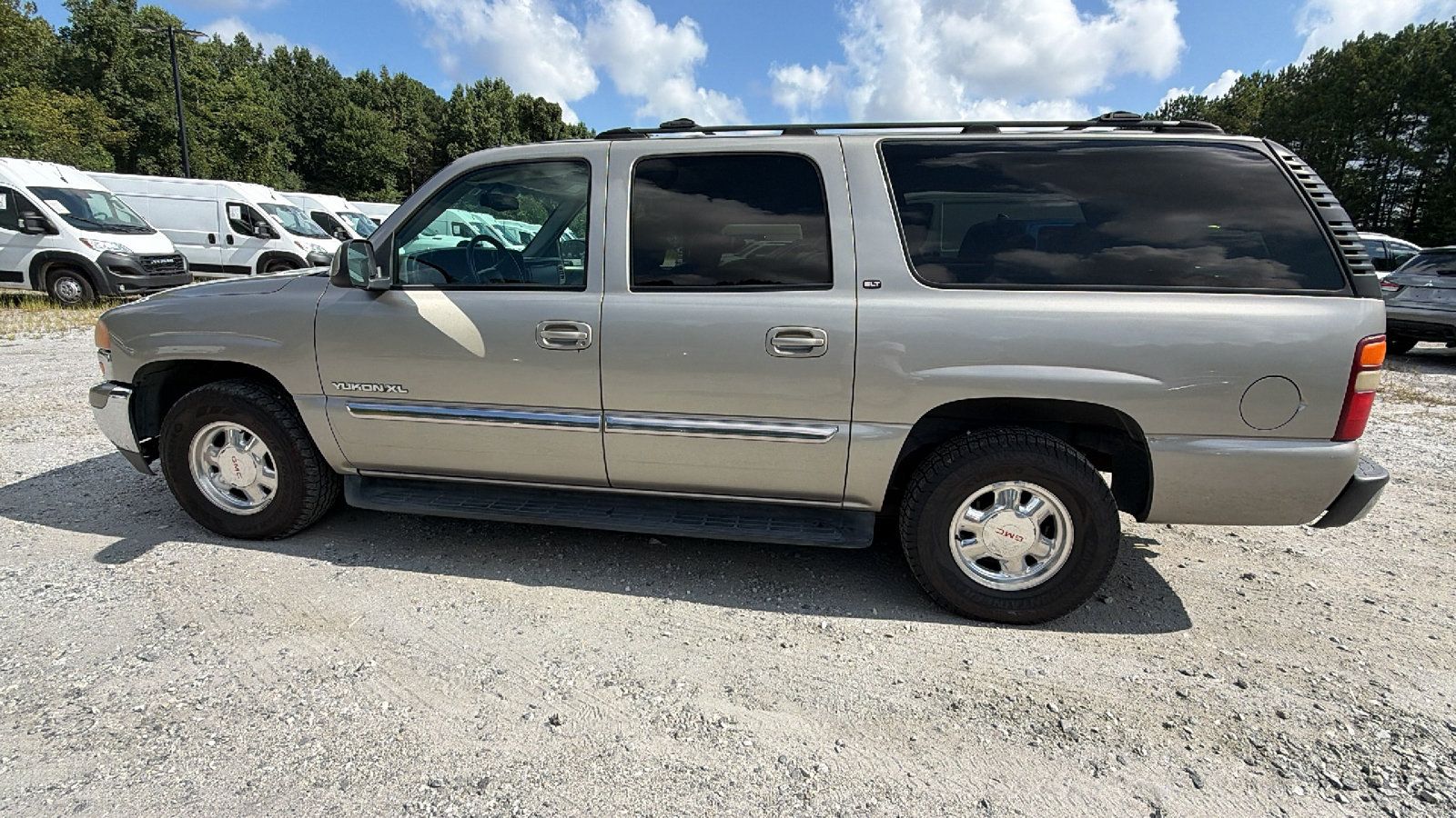Used 2002 GMC Yukon XL SLT RWD image 11