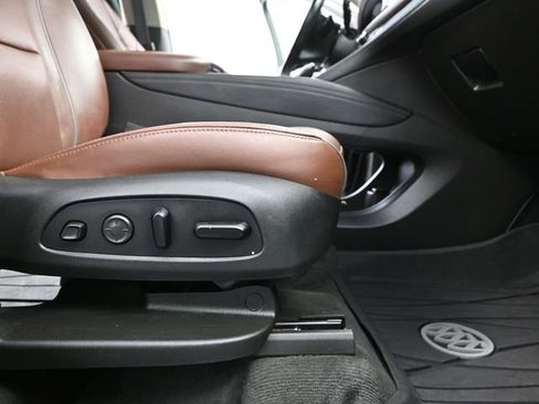 Used 2021 Buick Enclave Avenir w/ Avenir Technology Package image 53