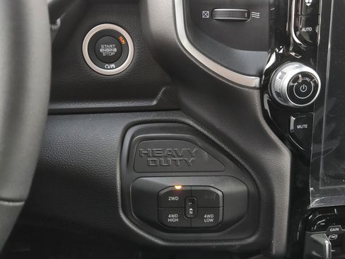 New 2026 RAM 2500 Lone Star AWD/4WD image 12