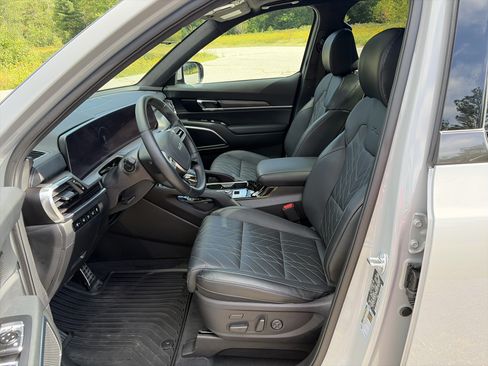 Certified 2025 Kia Telluride SX Prestige X-Line AWD/4WD image 14