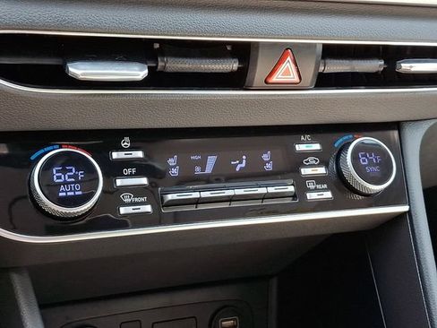 Used 2021 Hyundai Sonata Limited FWD image 17