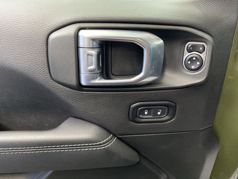 Certified 2021 Jeep Wrangler Unlimited Sahara image 12