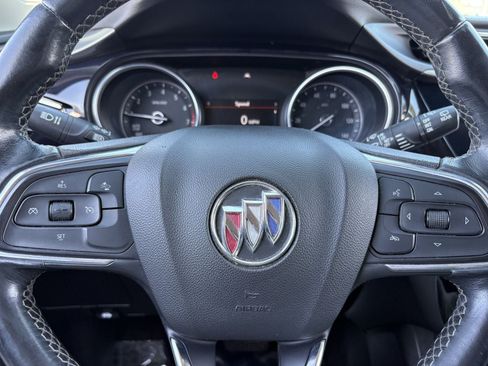 Used 2022 Buick Encore GX Select FWD image 35
