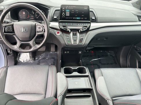 Used 2025 Honda Odyssey Sport-L image 16