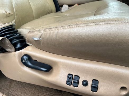 Used 2002 Dodge Ram 2500 Truck SLT image 14