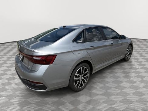 New 2025 Volkswagen Jetta SE image 7