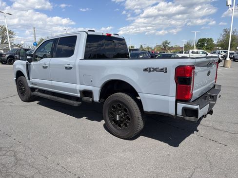 New 2025 Ford F250 Lariat w/ Lariat Ultimate Package AWD/4WD image 11