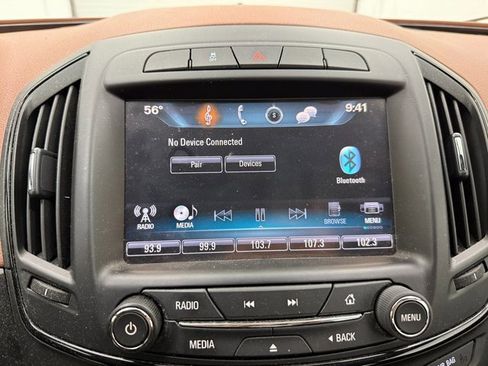 Used 2016 Buick Regal image 14