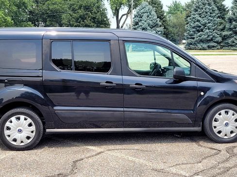 Used 2021 Ford Transit Connect XL image 8
