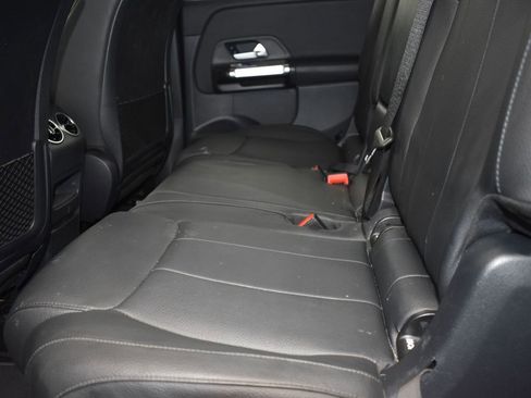 Used 2022 Mercedes-Benz GLB 250 GLB 250 image 16