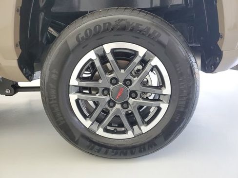 Used 2026 Toyota Tacoma TRD Sport RWD image 11