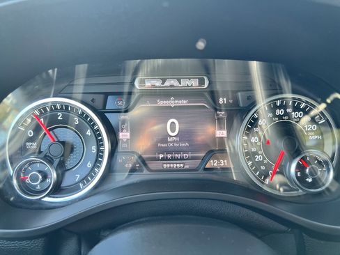 Used 2021 RAM 1500 Laramie w/ Sport Appearance Package image 10