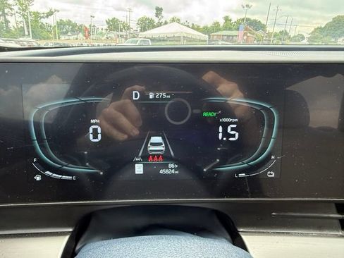 Used 2025 Kia Sportage EX w/ EX Premium Package AWD/4WD image 12