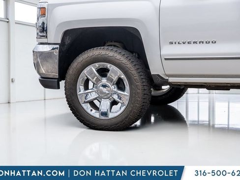 Used 2018 Chevrolet Silverado 1500 LTZ AWD/4WD image 31