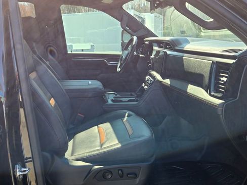Used 2024 GMC Sierra 3500 AT4 w/ AT4 Preferred Package image 22