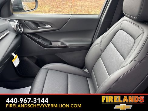 New 2026 Chevrolet Equinox LT w/ Convenience Package II image 13