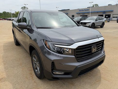 Used 2023 Honda Ridgeline RTL image 2