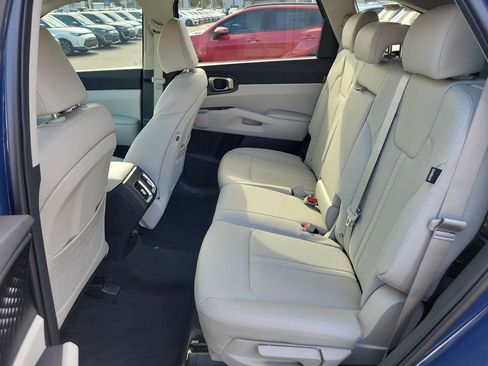 New 2026 Kia Sorento S image 15