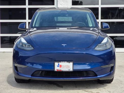 Used 2024 Tesla Model Y Long Range AWD/4WD image 10