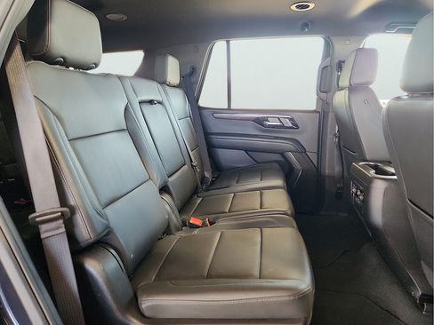 Used 2025 Chevrolet Tahoe LT RWD image 16