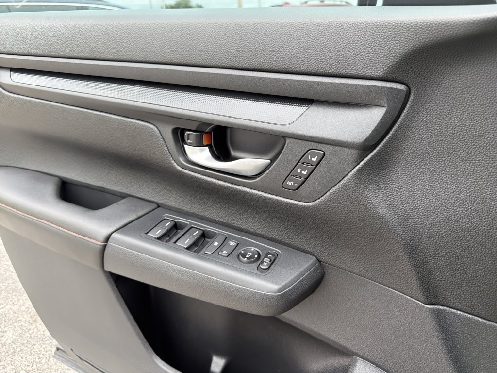 Used 2025 Honda CR-V Sport-L image 23