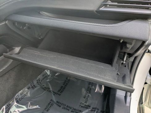 Used 2025 Subaru Outback Premium image 30