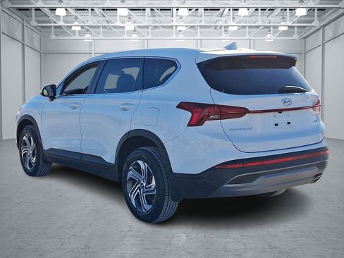 Certified 2023 Hyundai Santa Fe SE image 4